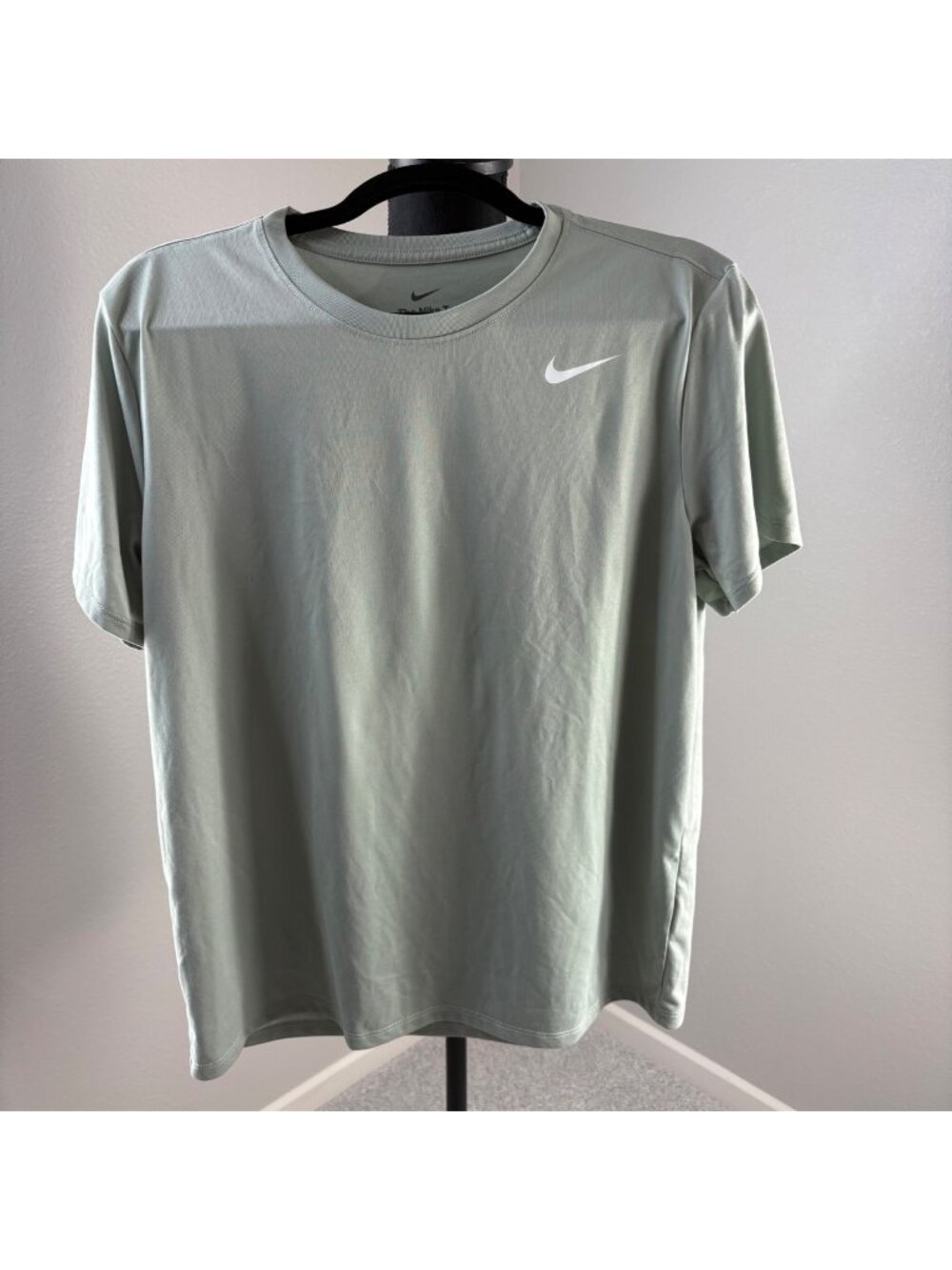 The Nike Tee Dri-fit Womens Large Green Work out Tennis Gorpcore